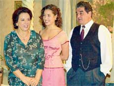 ОТАВИО В "ЗЕМЛЕ НАДЕЖДЫ": с сериальной женой Соледад и дочкой Эулалией