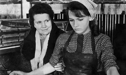 Фильм «Женщина» Павла Любимова. Инна Макарова и Нина Сазонова (справа)
