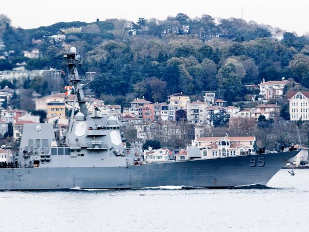Украина на все лето закрывает часть Азовского моря для боевой подготовки своих частей