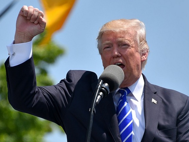 Президент США Дональд Трамп обратился к членам Демократической партии американского Конгресса по поводу иммиграционного законодательства страны.