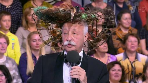 Наряды Леонида Якубовича на Поле Чудес