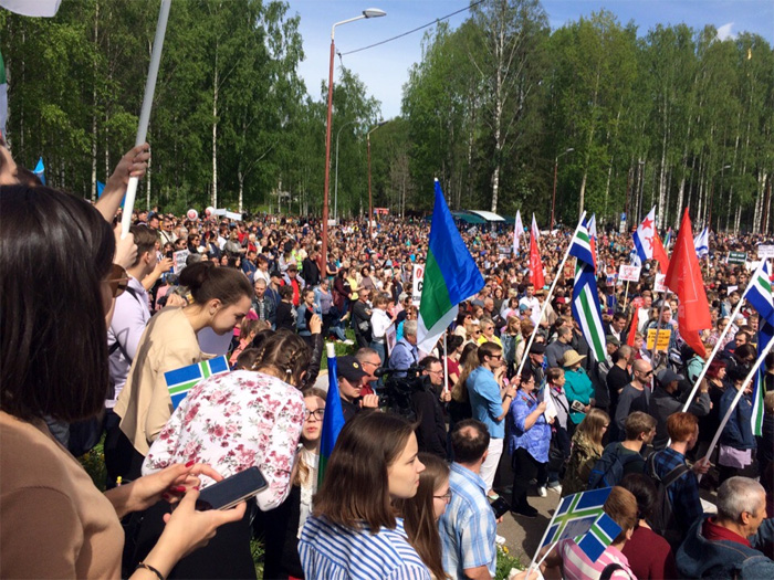 Митинг против ввоза мусора в Сыктывкаре