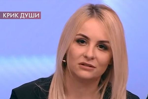 Анетта Бриль грозит наказать Юрия Фирсова за смерть матери
