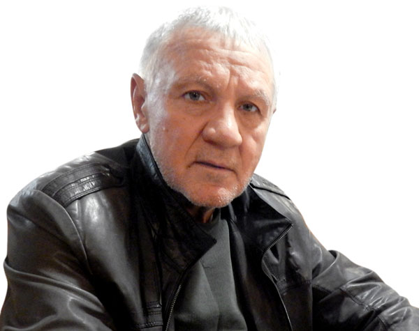 Сергей Михайлович и сегодня постоянно на связи с друзьями-подводниками