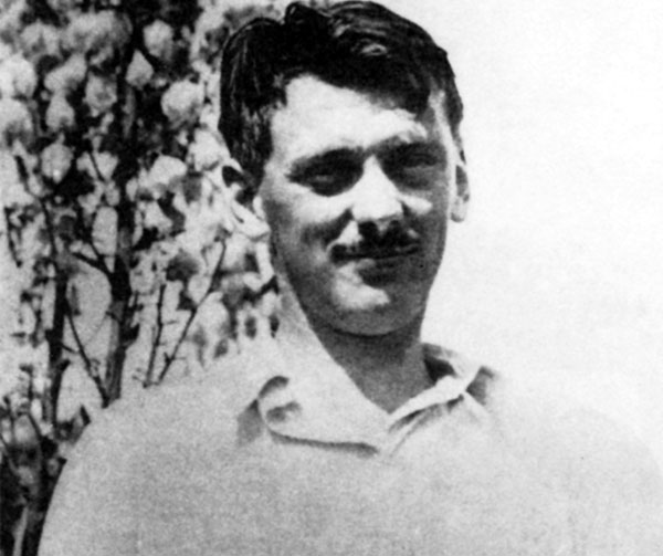 В 26 лет его наградили орденом Ленина