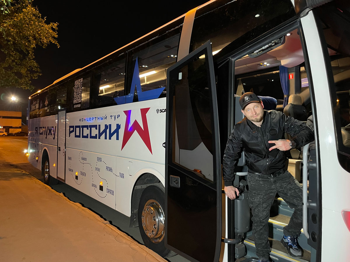 В-КОНЦЕРТНОМ-ТУРЕ-(1)