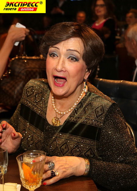 ЗИНАИДА КИРИЕНКО