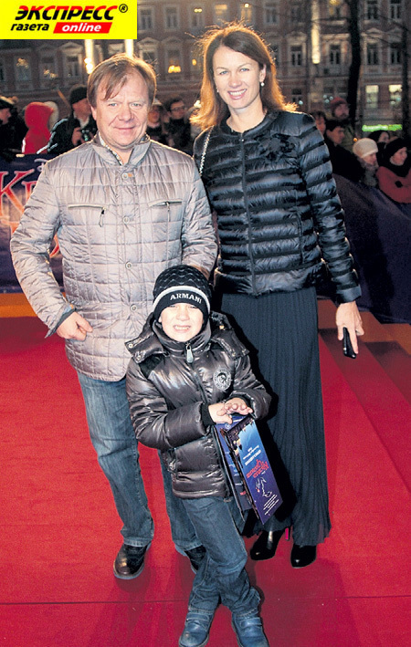 ИГОРЬ БУТМАН С СУПРУГОЙ И СЫНОМ