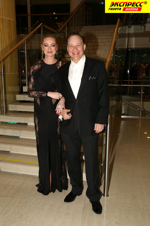 МАКСИМ ДУНАЕВСКИЙ С ЖЕНОЙ