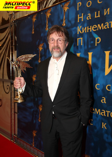 ЛЕОНИД ЯРМОЛЬНИК