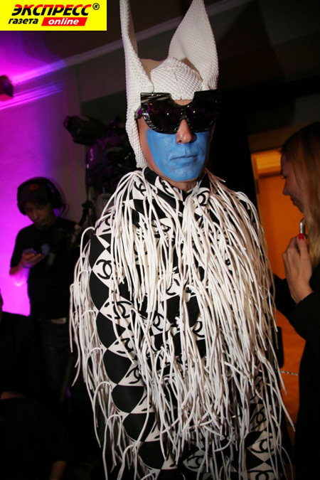 АНДРЕЙ БАРТЕНЕВ