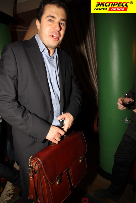 АНТОН ХРЕКОВ