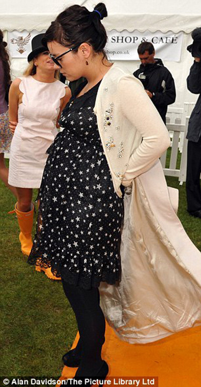 Лили АЛЛЕН - фото Daily Mail