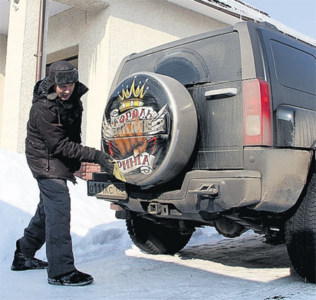 «Хаммер» стоимостью $70 000 Николай получил за победу в шоу «Король ринга»