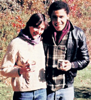 Женевьева КУК далеко не всегда верила ласковым словам Барака ОБАМЫ (1983 г.)