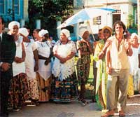 В РАБОЧИЙ "ПЕРЕКУР": массовка все равно остается на местах