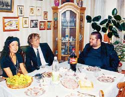 МУЗЫКАЛЬНЫЙ АНАЛИТИК «ЭГ» МИХАИЛ ФИЛИМОНОВ: в восторге от гостеприимства «народных артистов»