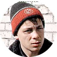 МАКСИМ: гордится сестричкой