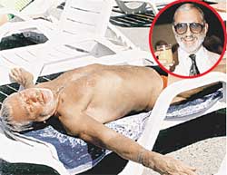 СТАРЫЙ КОНЬ БОРОЗДЫ НЕ ИСПОРТИТ: именитый кинорежиссер предпочитает искусственные вагины