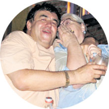 ЗАКАДЫЧНЫЕ ДРУЗЬЯ: Лидия Федосеева-Шукшина засыпала именинника комплиментами по поводу его ума и красоты