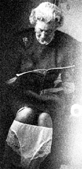 ВЕНЦЕНОСНАЯ ОСОБА: бумага венчает дело!