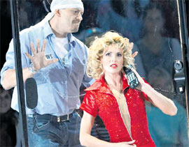 ДМИТРИЙ МАРЬЯНОВ И ИРИНА ЛОБАЧЕВА: позиций не сдают