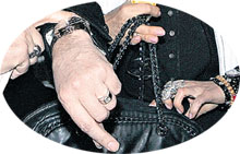 БИРЮЛЬКИ: Малининым есть чем блистать в обществе