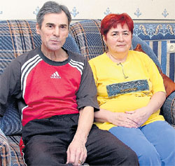 РОДИТЕЛИ: Дима по ним очень скучает