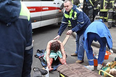 В результате двух взрывов в московском метро погибли 37 и ранены 65 человек. Фото: Blick.ua